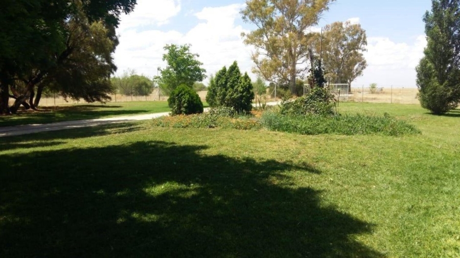 Commercial Property for Sale in Christiana North West